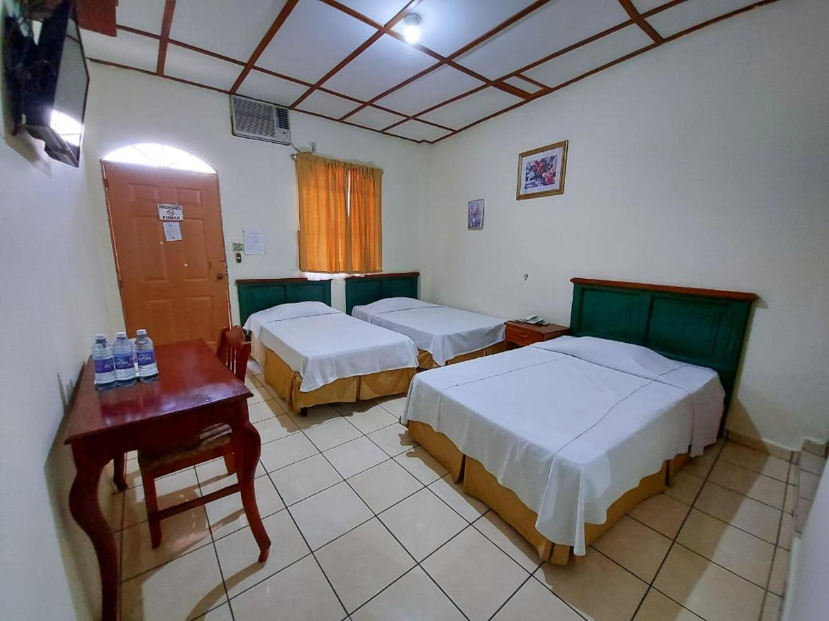 סן מיגל Hotel Continental Plaza מראה חיצוני תמונה